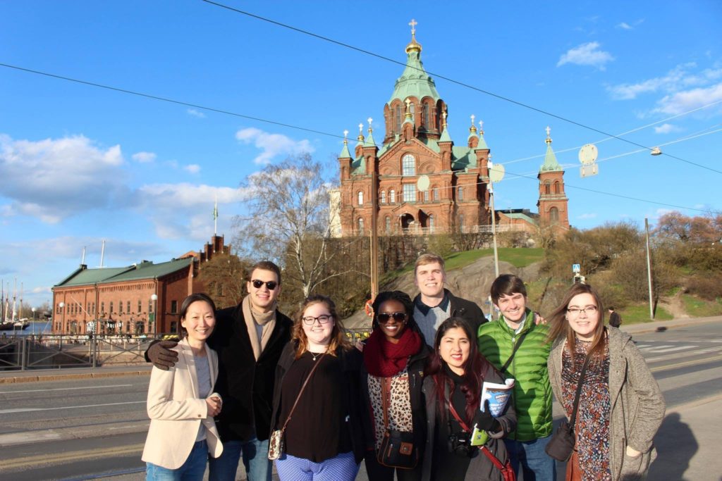 Students posing for group photo on MayX study away program
