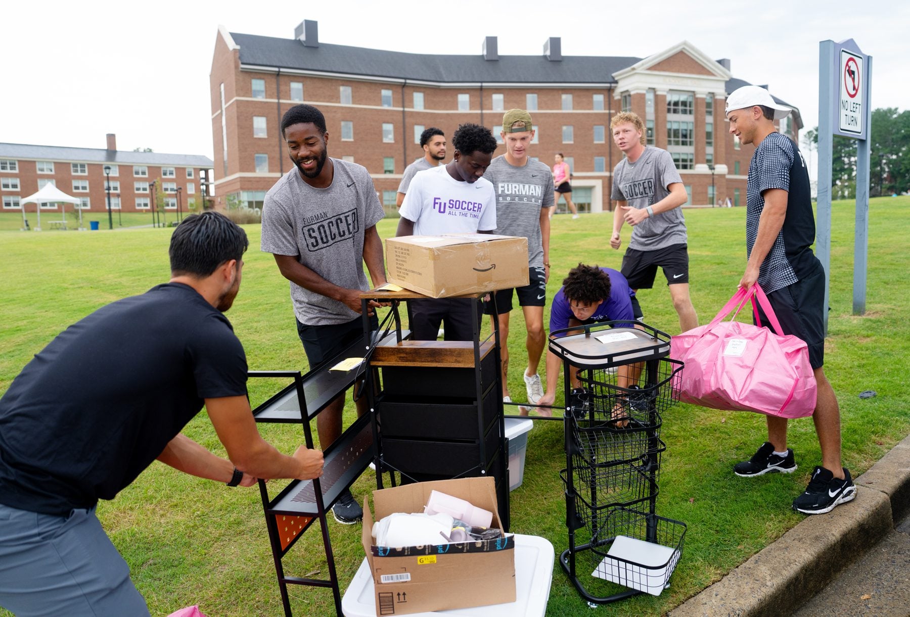 Furman welcomes Class of 2030 on move-in day