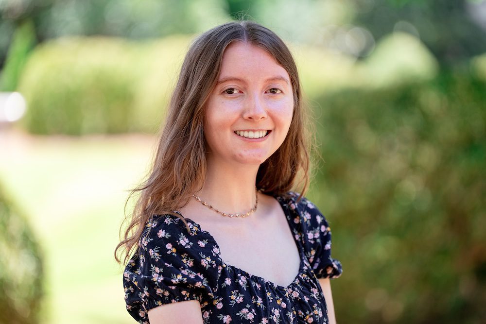 Ella-Shutze-headshot