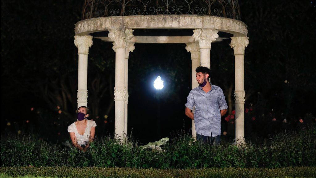 The Janie E. Furman Rose Garden served as one of seven stages for “Love and Information.” From left: <strong></noscript>Morgan Goldsberry ’21</strong> and <strong>Jamie Riedy ’21</strong> during the production.