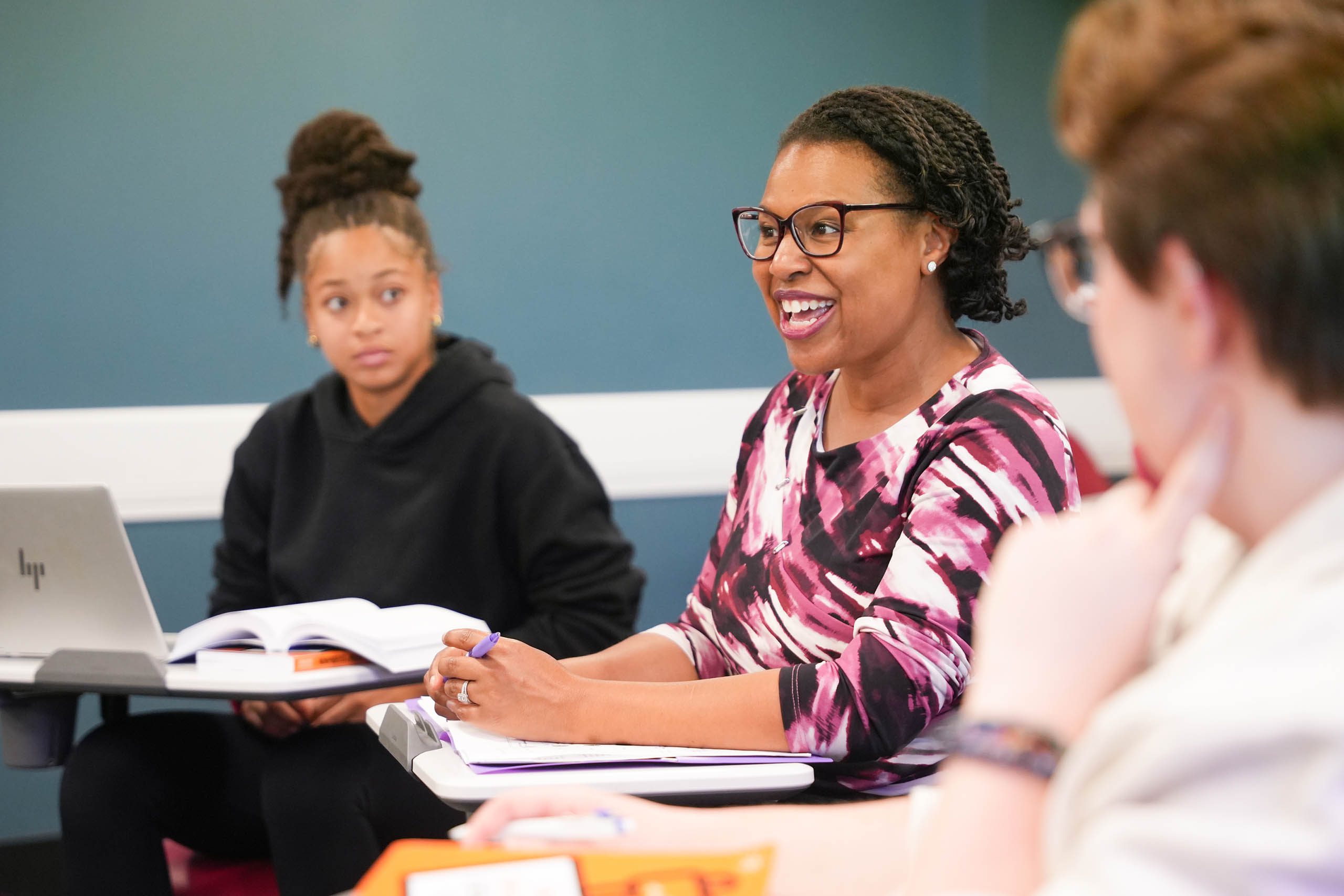 Dr. Shaniece Criss teaches M.A. in Advocacy and Social Policy Students.