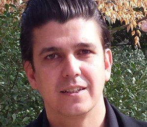 akan malici cropped