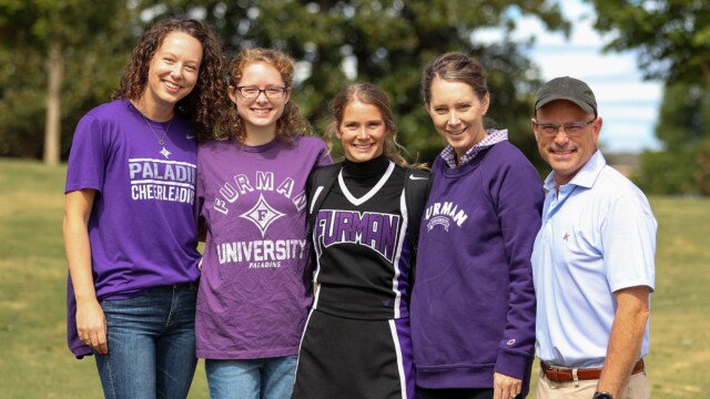 The Hubbard family visits campus during Family Weekend.