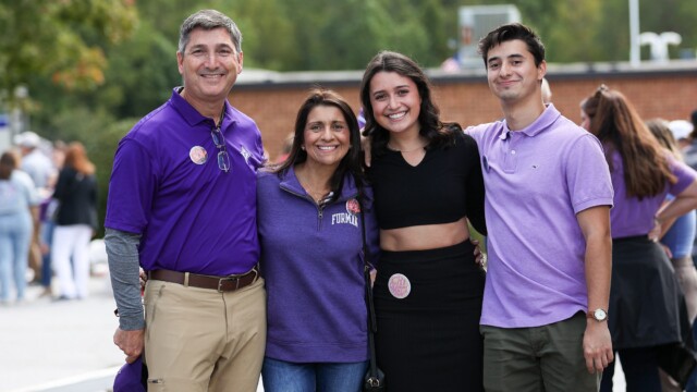 The Solomon family visits campus during Family Weekend.