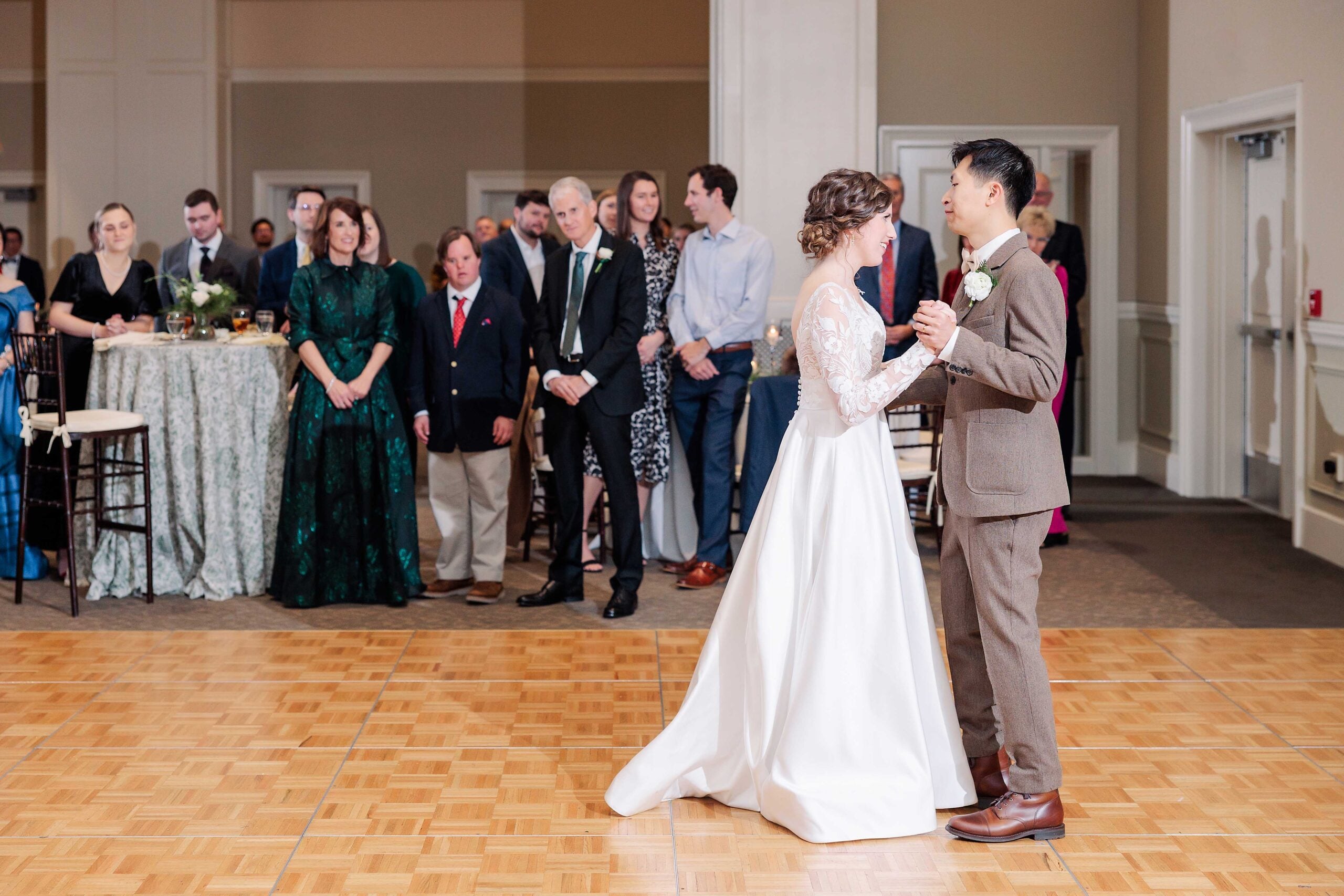 couple dancing 