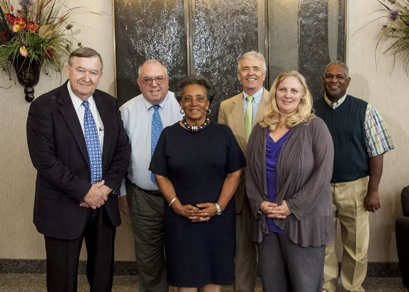 (l-r) Bill Painter, Bill Evans, Bea Rivers, Dwight Stewart, Joan Hoffman and Billy Richardson (not pictured: Cynthia Wilson), Know Difference