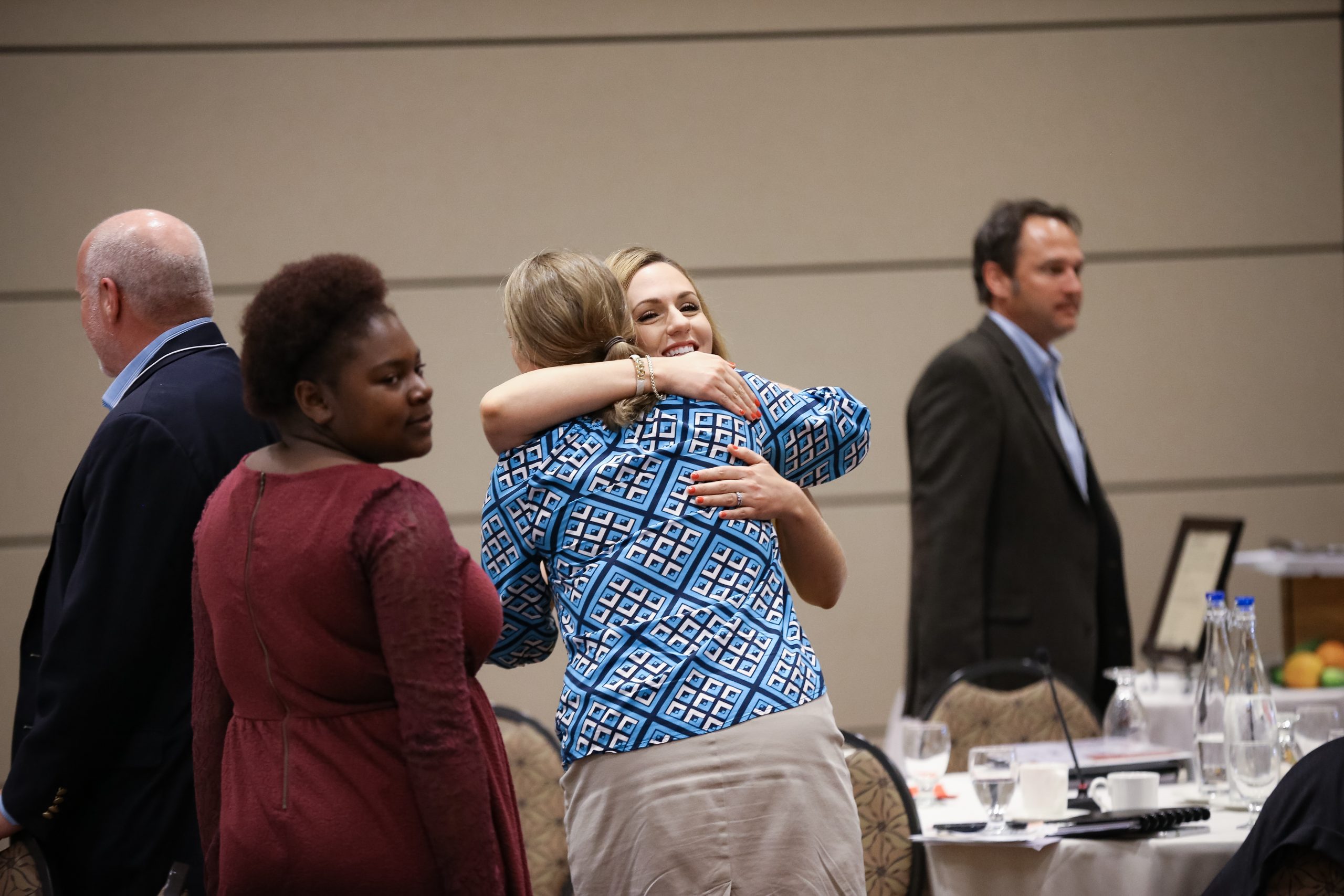 Camaraderie between Lisa Hallo and Gabrielle Komorowski