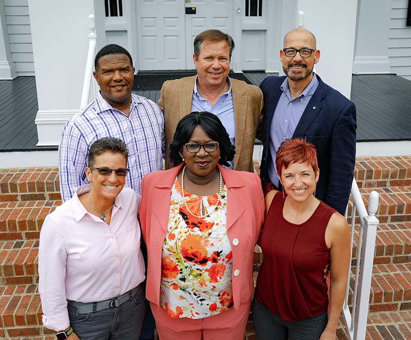 Blue Pearl Club Connectors team members: Row 1 (l-r): Lisa Wine, Dorothy Priester, Summer Tebalt; Row 2 (l-r): Marlon Hunter, Scott Strong, Troy Terry; not pictured: Carlotta Redish, Sophia Dopher