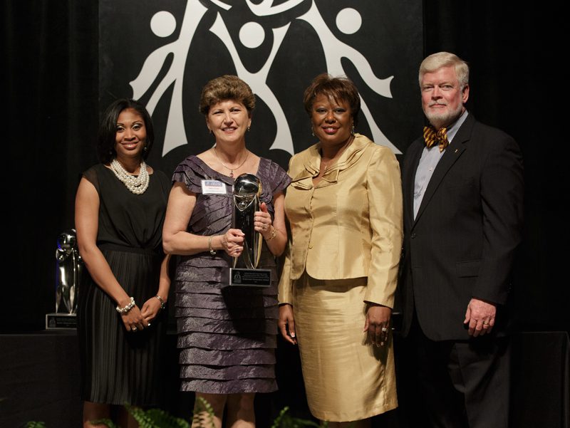 (l-r) Nika White, Debra Green, Lynn Dingle and Billy Crank