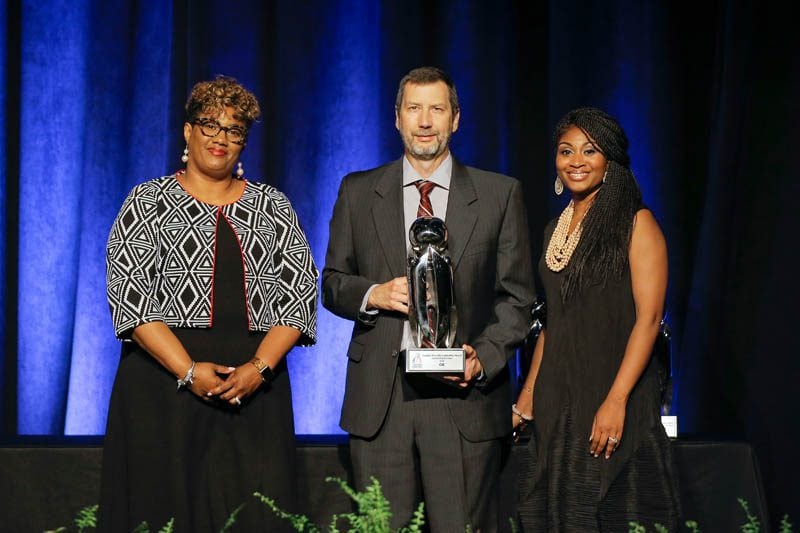 (l-r) Rhonda Hunt, Bert Stuck and Nika White