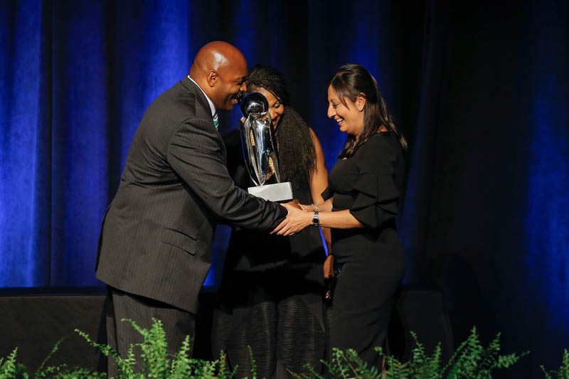 The recipient of the Outstanding Contribution to International Diversity Award is Adela Mendoza.