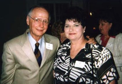 Secretary Riley & Harriet Herndon at the welcome dinner