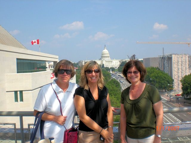 (l-r) Cynthia Baggett, Pamela Barefoot and Kathy Howell