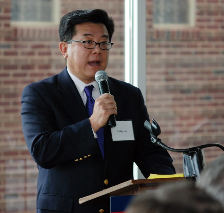 Philip Lin, Director of Chinese Business Development & Client Services of T. Rowe Price Global Investment Services