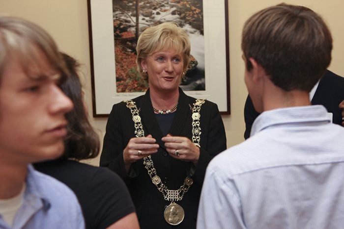 A reception was held for the Lord Mayor with students and faculty