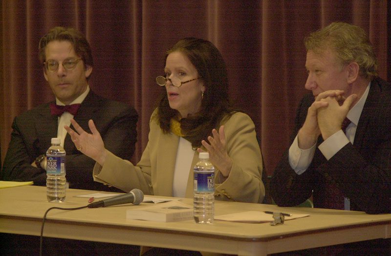 John Ikenberry, Robin Wright and Jim Hoagland