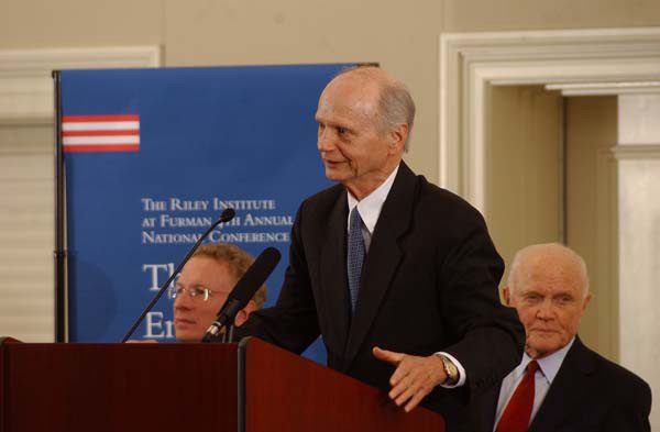 Secretary Riley introducing Senator Glenn, a 