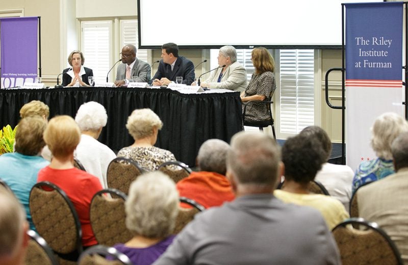 (l-r) Renée Romberger, Montrio Belton, Mark Quinn, Lynn Bailey and Sue Berkowitz discussing the 