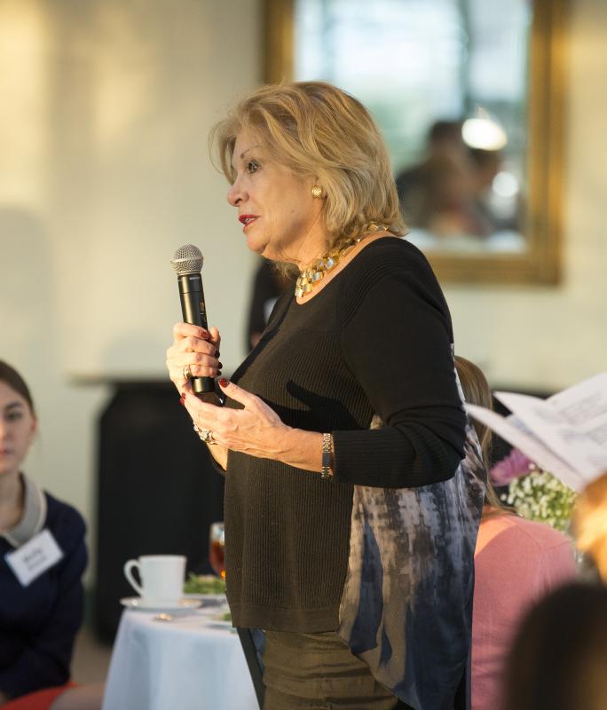 Patricia Harrison speaks to Hollingsworth & Townes Scholars, Women in Public Media dinner