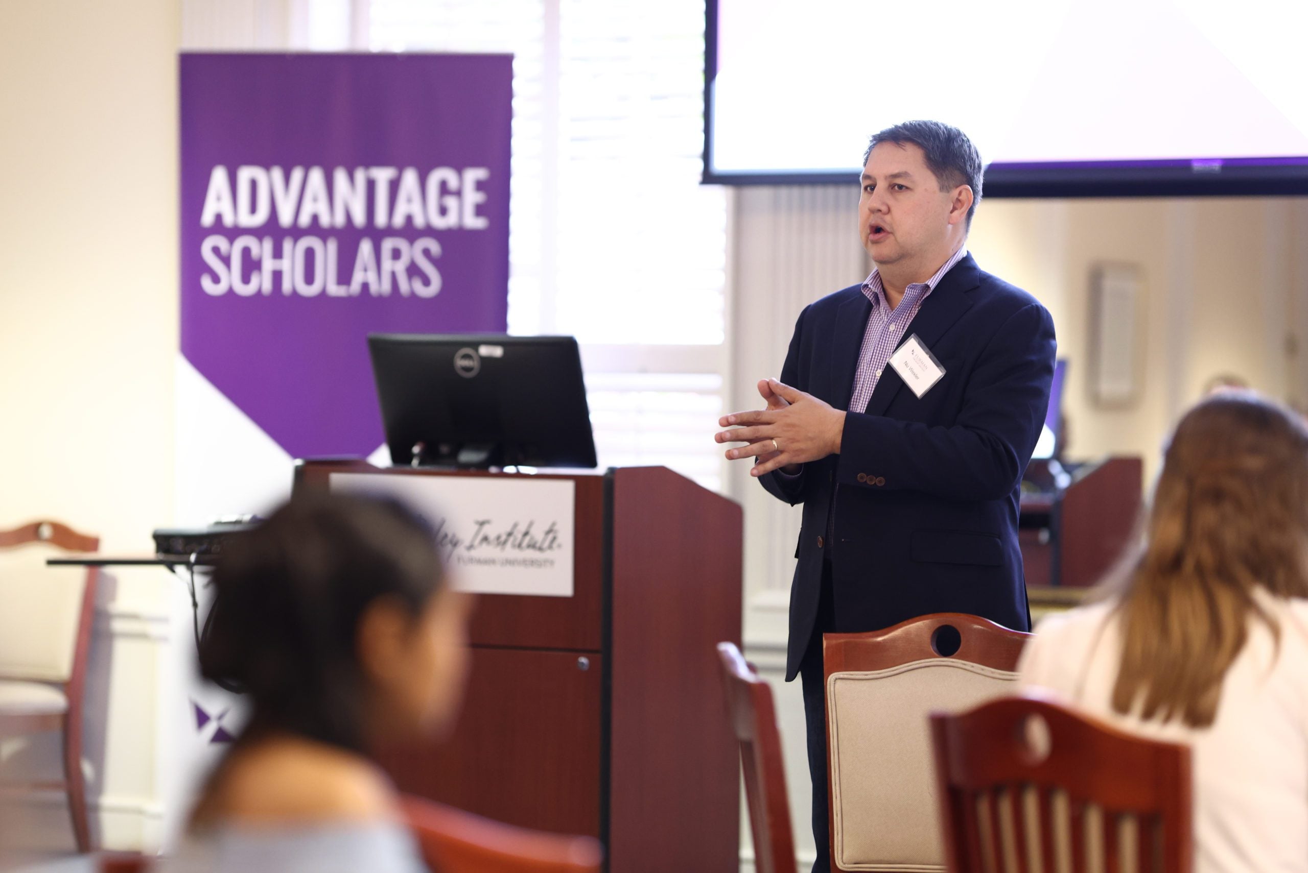 Nu Wexler speaking to the Advantage Scholars prior to the program