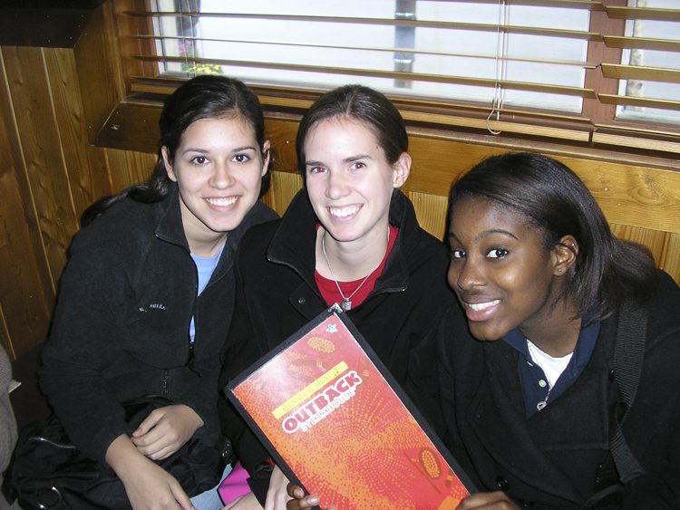 (l-r) Monica Handa, Becca Blosser, and Christina Henderson at the Outback Steakhouse