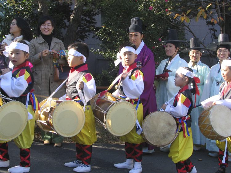 Korean children drummers