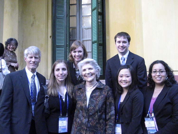 Row 1 (l-r): Brent Nelsen, Kristen Capogrossi, Mrs. Harriet Fulbright, president of the J. William & Harriet Fulbright Center, Ke Ji, Cindy Youssef; Row 2 (l-r): Daniella Ferguson and Webb McArthur