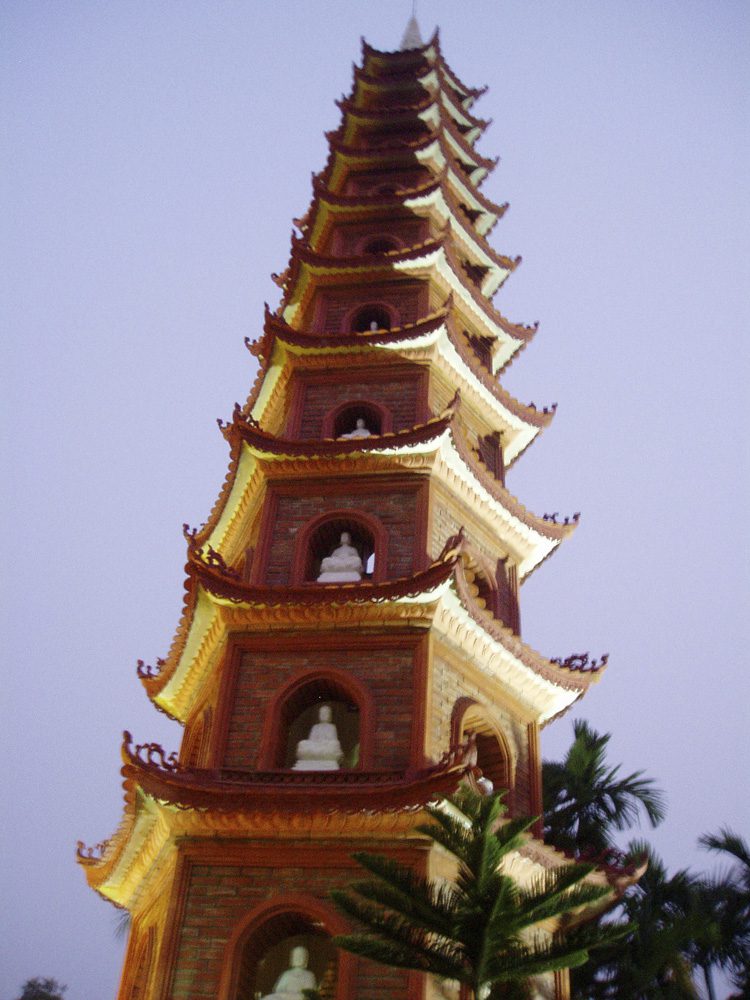 An example of the beautiful temples in Hanoi