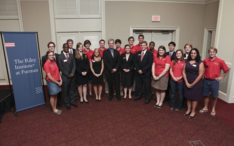 (l-r) 2010-11 Advance Team with guest speaker, Kevin Quigley: (l-r) Katie Shultz, Reed deMent, Keith Early, Jon Baddley, Amanda Michalski, Edward Wixler, Anna Burns, Ben Saul, Dr. Kevin Quigley, Aaron Markham, Ali Boyd, Miller DeVenny, Drew Callaghan, Andrew Holliday, Jason Terrell, Courtney Orr, Andy Shin, Mallory Boyd, Michael Wyatt, Melissa Youssef, and Thomas Hydrick