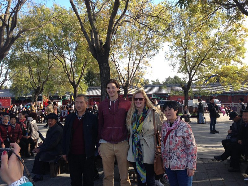 In the Forbidden City, SK and Blake are mobbed as the Chinese rarely see tall or blonde people; the students compared it to walking around with Justin Bieber