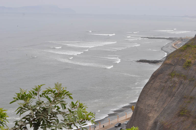 A view of the Pacific Ocean from Miraflores