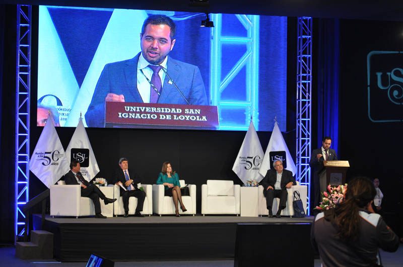 Jorge Antonio Chavez Mazuelos, co-chair of the APEC Voices 2016 committee, speaking