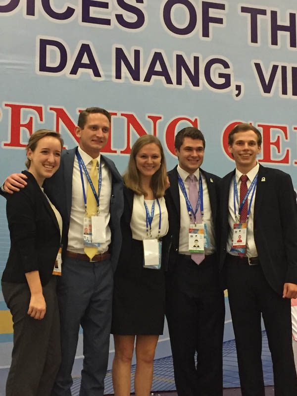 (l-r) Emma Jackson, Liam Simkins-Walker, Kathleen Marsh, Peyton Roth and Noah Zimmerman