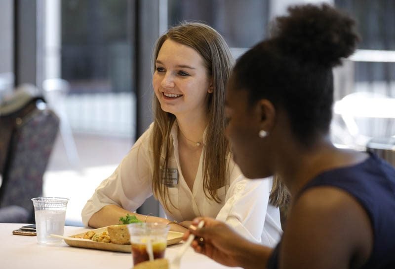 Hannah Warren (’19) and Shekinah Lightner (’20)