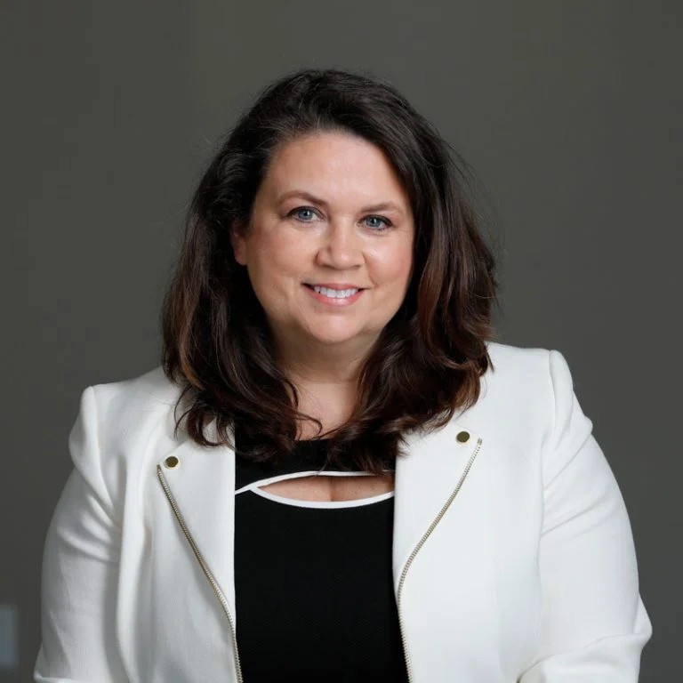 Mary Sturgill headshot