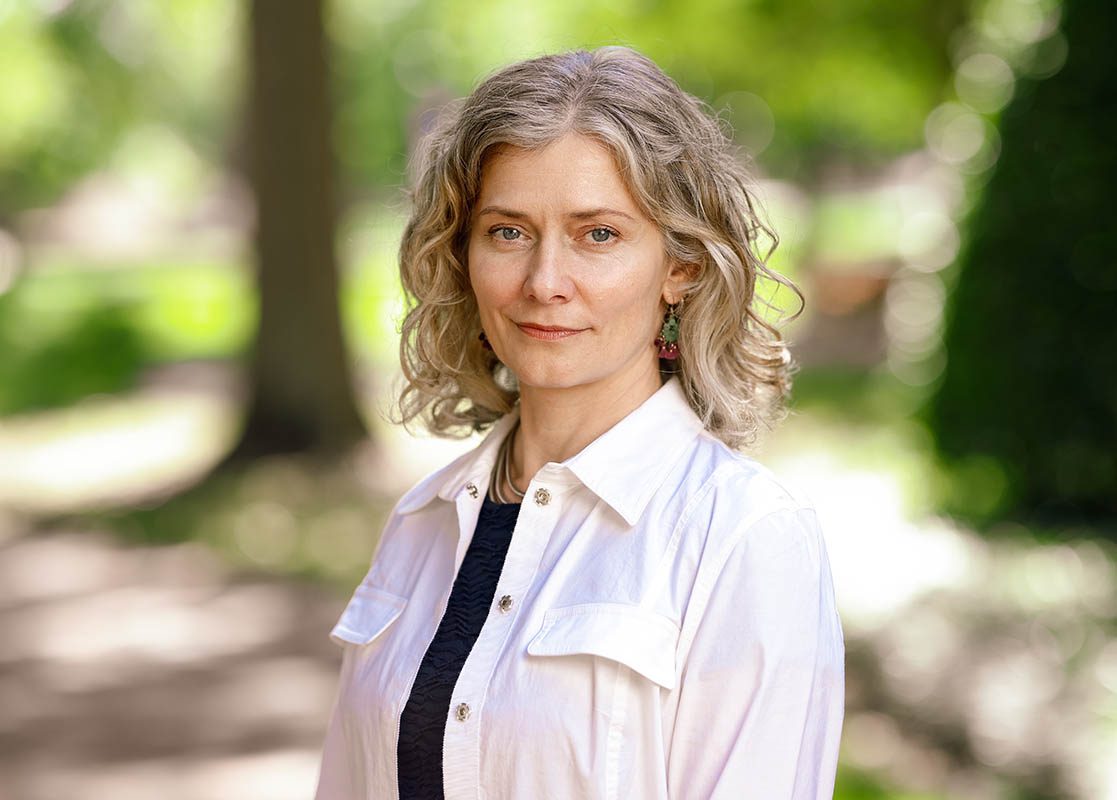 Lisa I. Knight