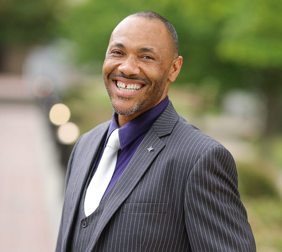 Franklin Ellis headshot
