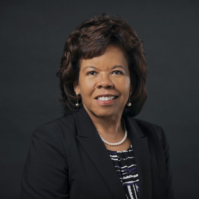Brenda Thames Headshot