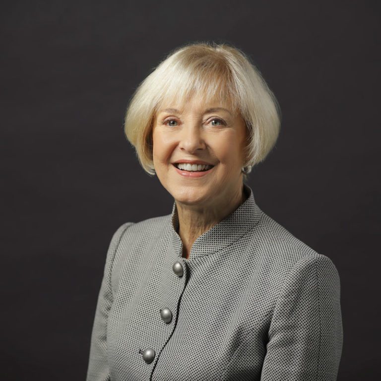 Mary Seawell Metz headshot
